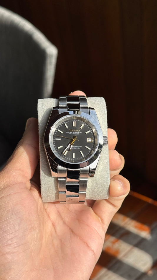 Black & Gold Dial PerpetualDate Stainless Steel Smooth Bezel