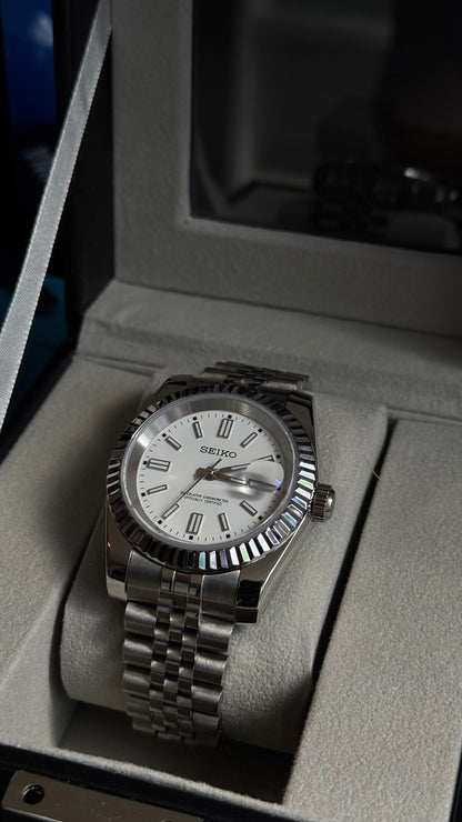 Old School White Dial SeikoPerpetual Stainless Steel