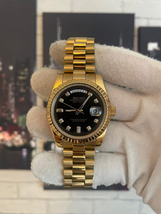 Black Diamond Dial PerpetualDay Gold