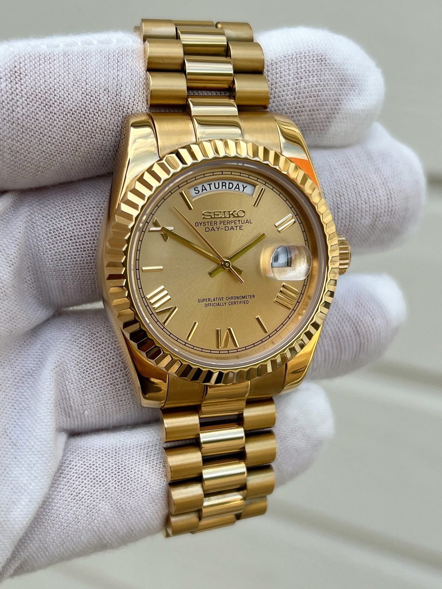 Champagne Roman Dial PerpetualDay Gold