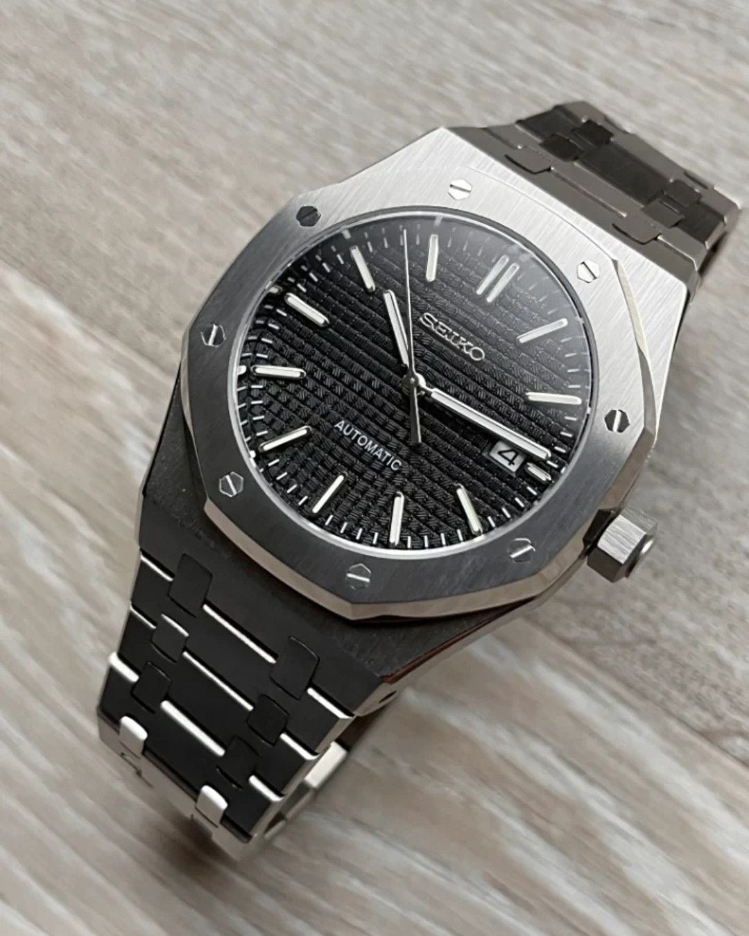 Black Dial Perpetual Oak Stainless Steel