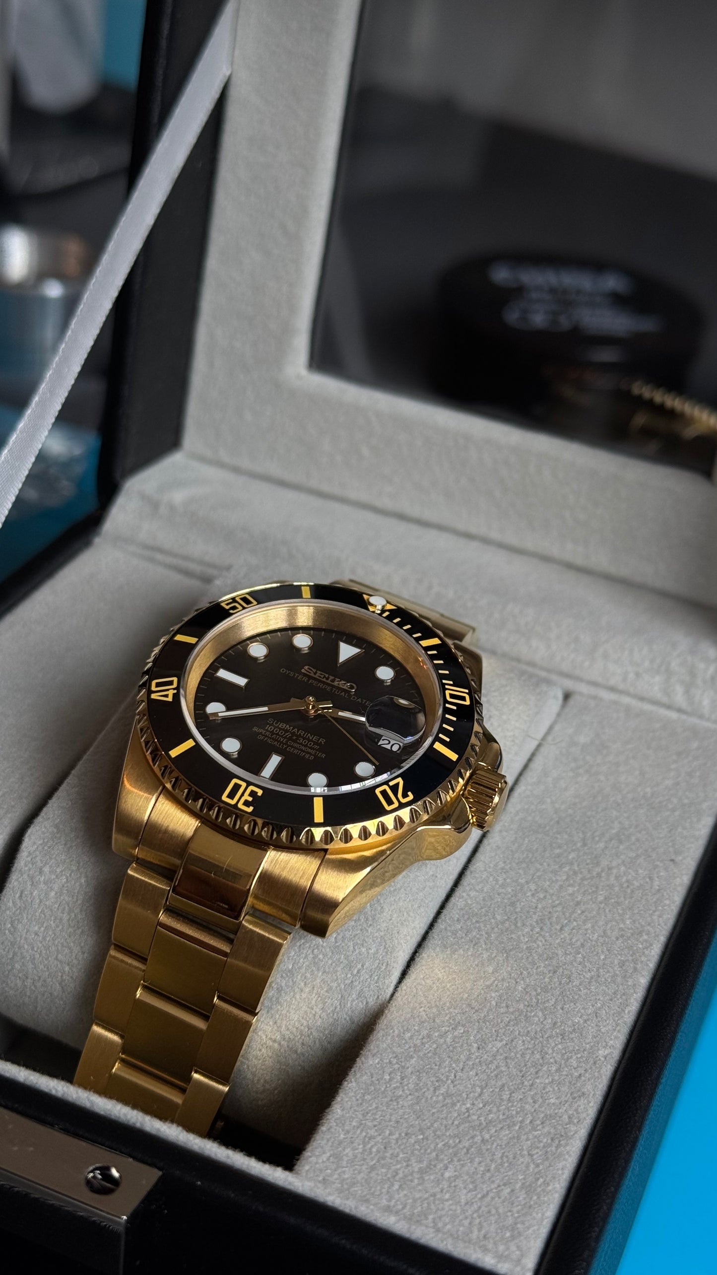 Black Dial Perpetual SeikoSub Gold
