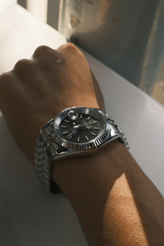 Classic Black Dial Perpetual SeikoJust Stainless Steel