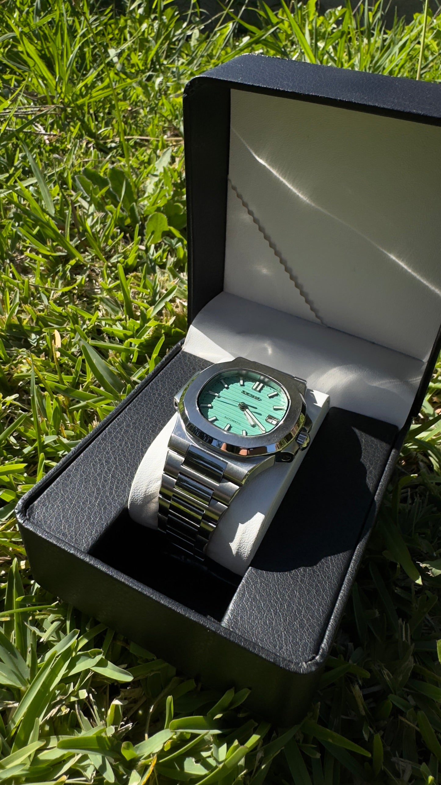 Tiffany Blue Perpetual Nautilus Stainless Steel