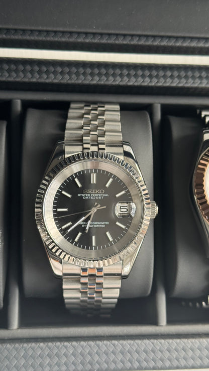 Classic Black Dial Perpetual SeikoJust Stainless Steel