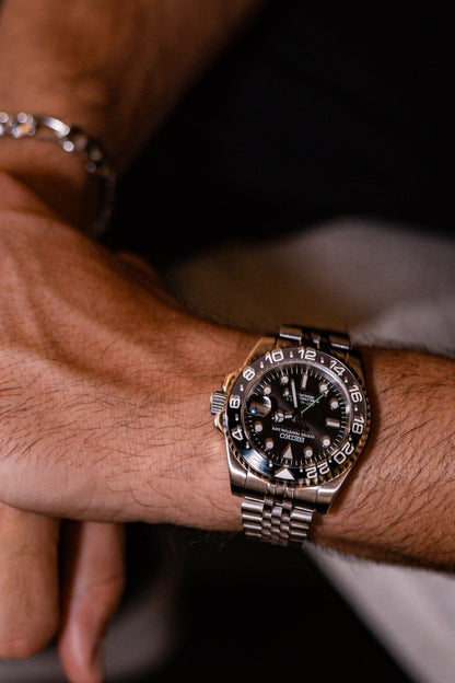Bruce Wayne Perpetual GMT