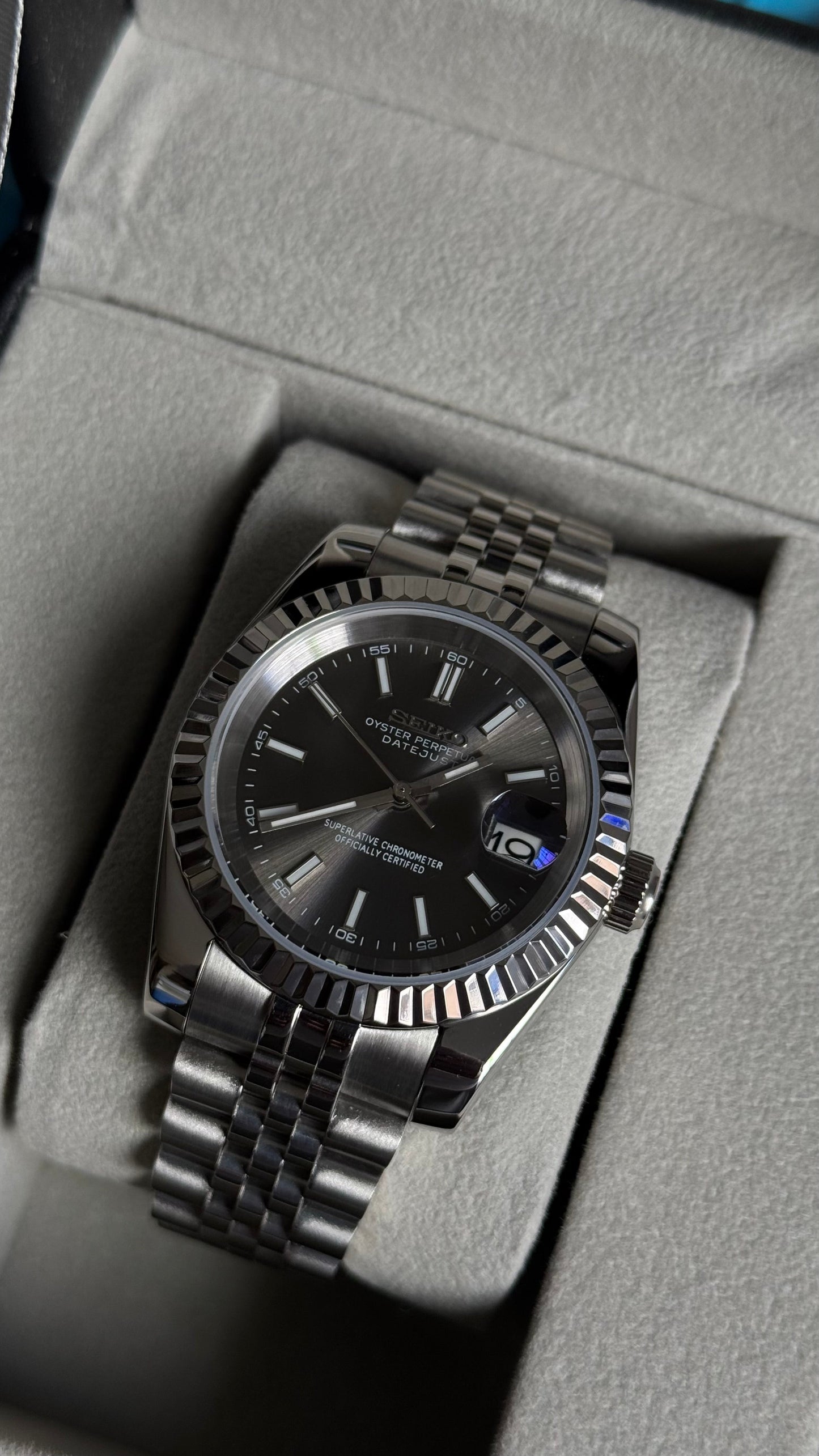 Platinum Dial PerpetualDate Stainless Steel