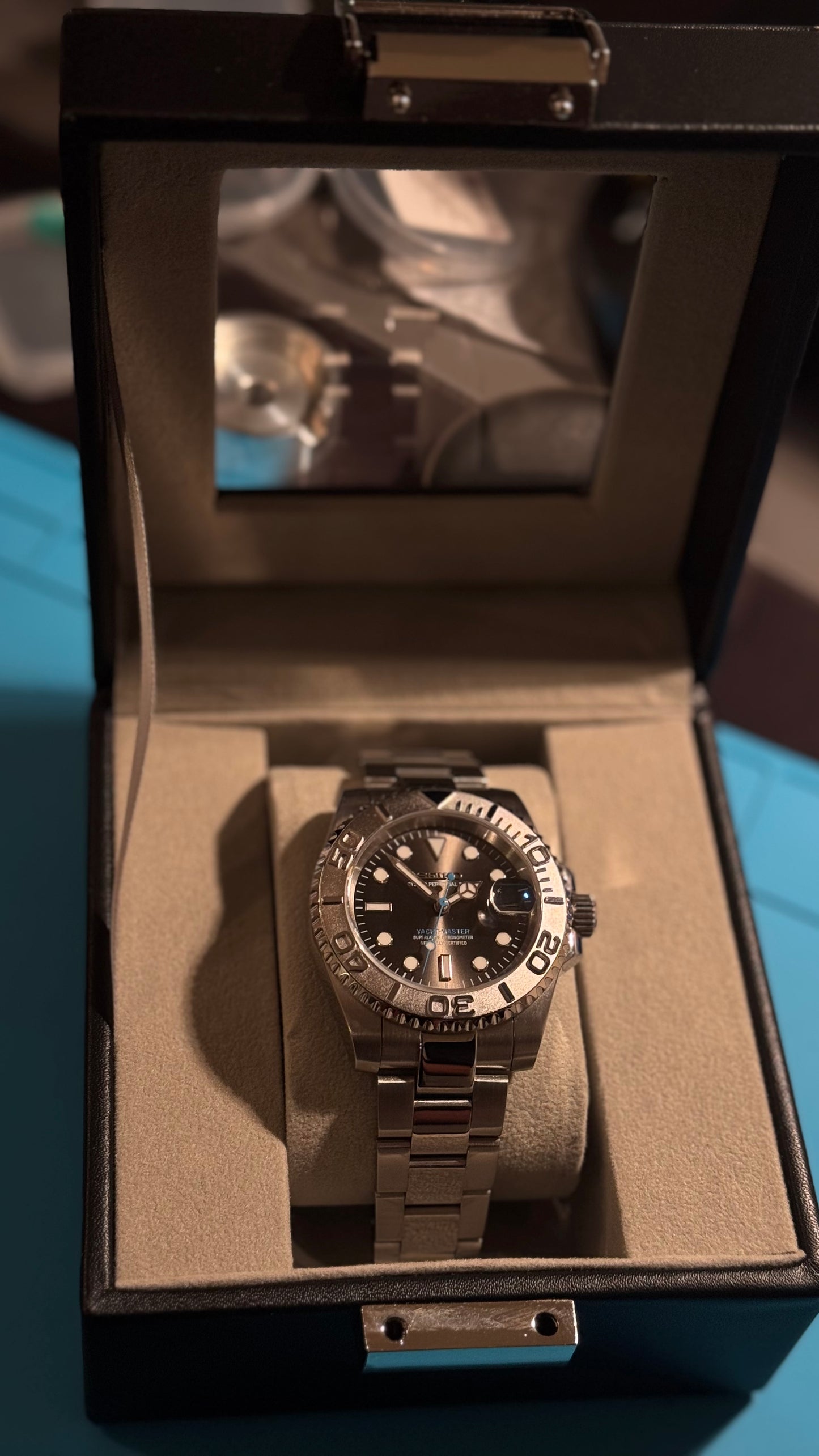 Platinum Dial Perpetual SeikoYacht Stainless Steel