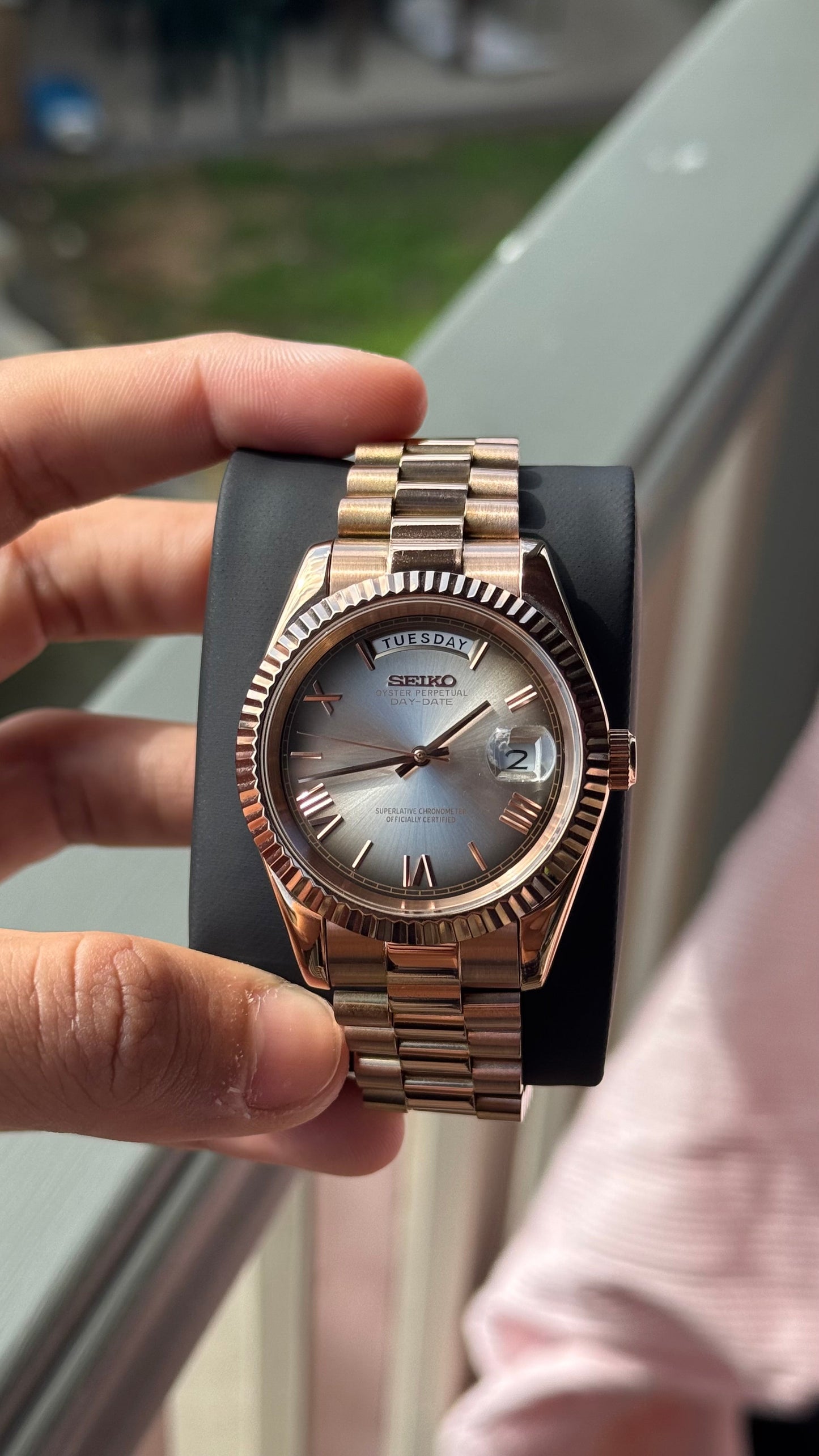 Arctic Ombre Dial PerpetualDay Rose Gold