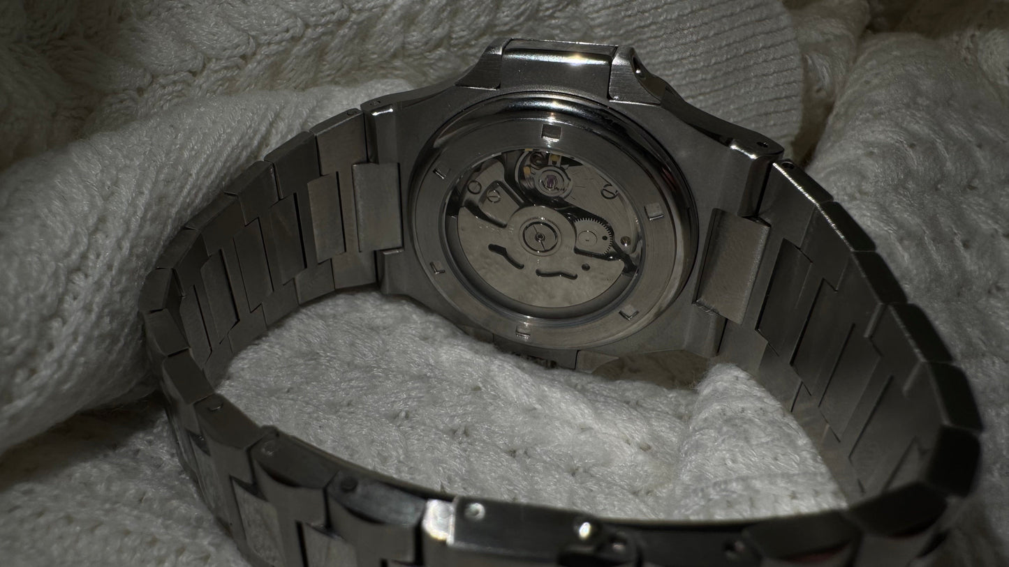 Tiffany Blue Perpetual Nautilus Stainless Steel