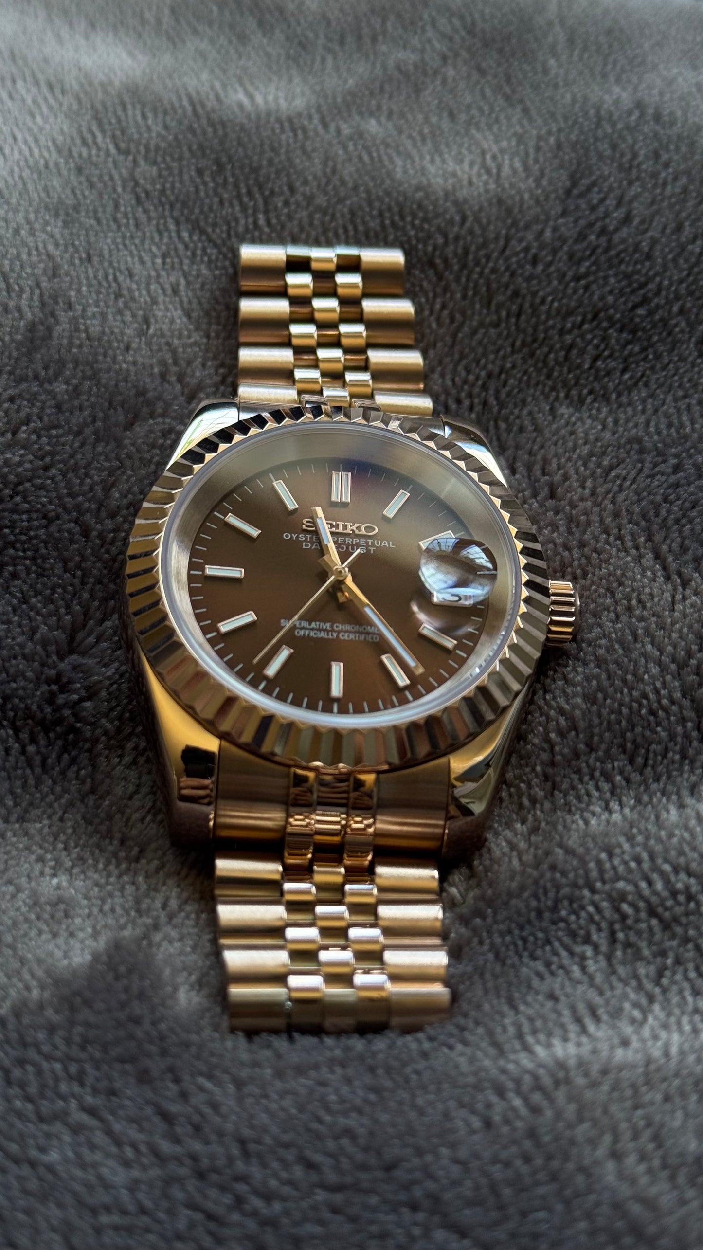 Chocolate Dial Perpetual SeikoJust Rose Gold