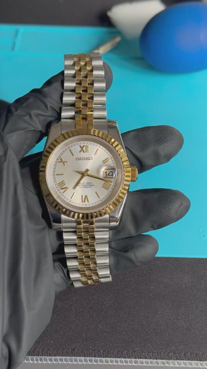 White & Gold Roman Dial Perpetual SeikoJust Two Tone Gold