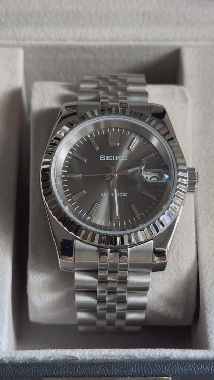 Thick Baton Platinum Dial Perpetual SeikoJust Stainless Steel