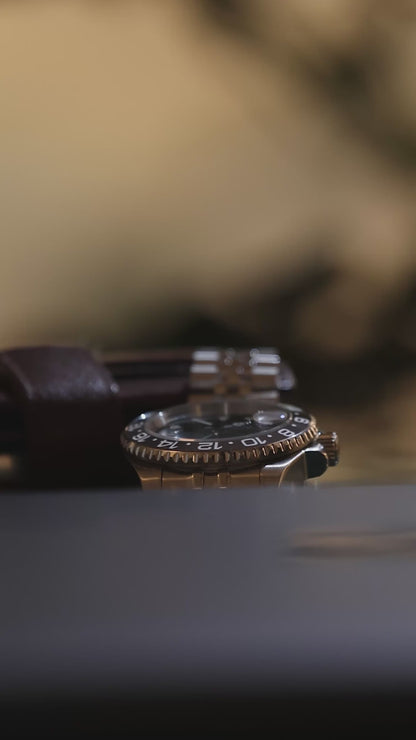 Bruce Wayne Perpetual GMT