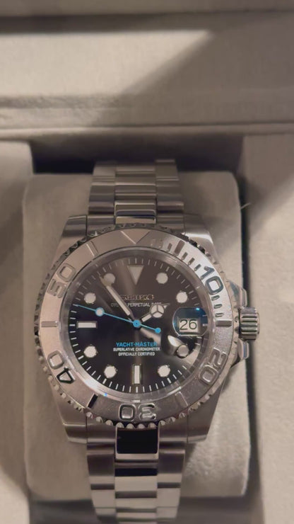 Platinum Dial Perpetual SeikoYacht Stainless Steel